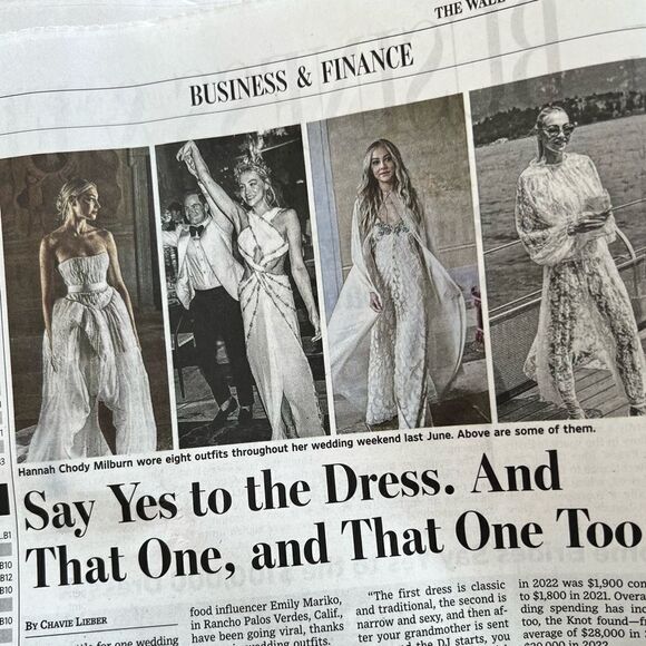 SALE…Vintage White Wedding Gown Beaded longsleeve size 10 - Picture 3 of 16